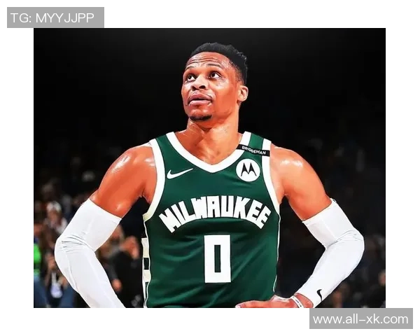 威少赞考德威尔多面影响力称其应保持自我风格助球队